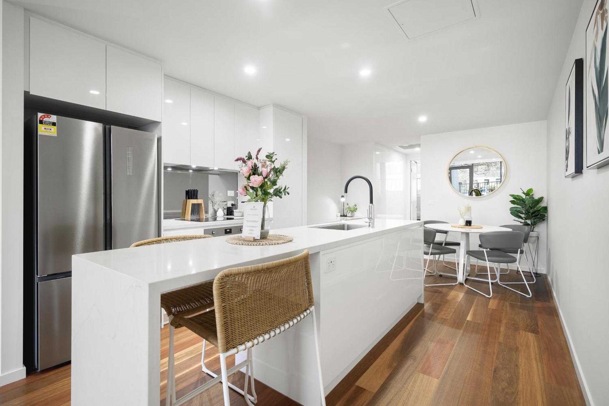 Founders Lane Apartments By Urban Rest Canberra Exterior foto